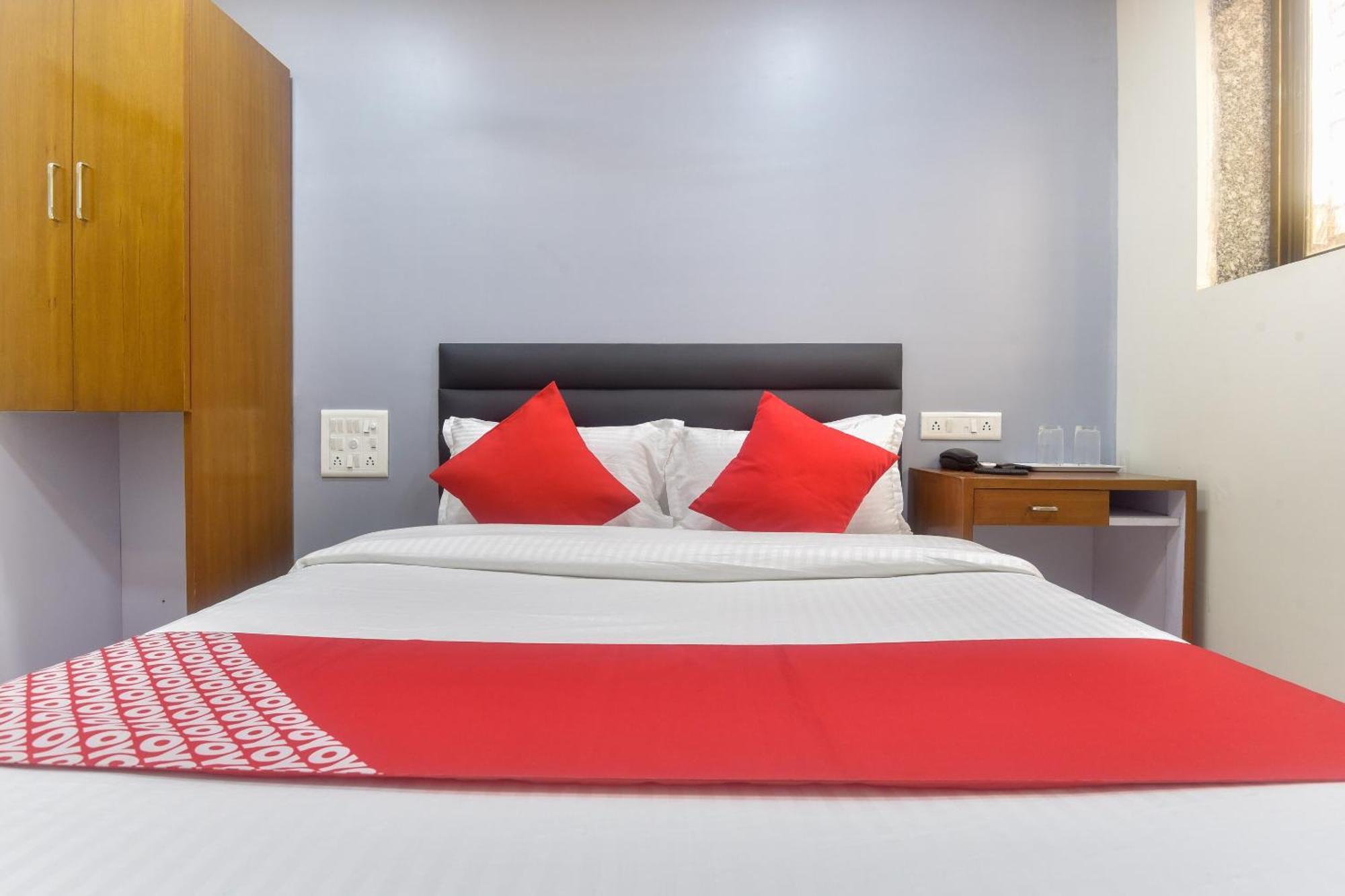 Hotel O Royal Aqua Мумбаи Экстерьер фото